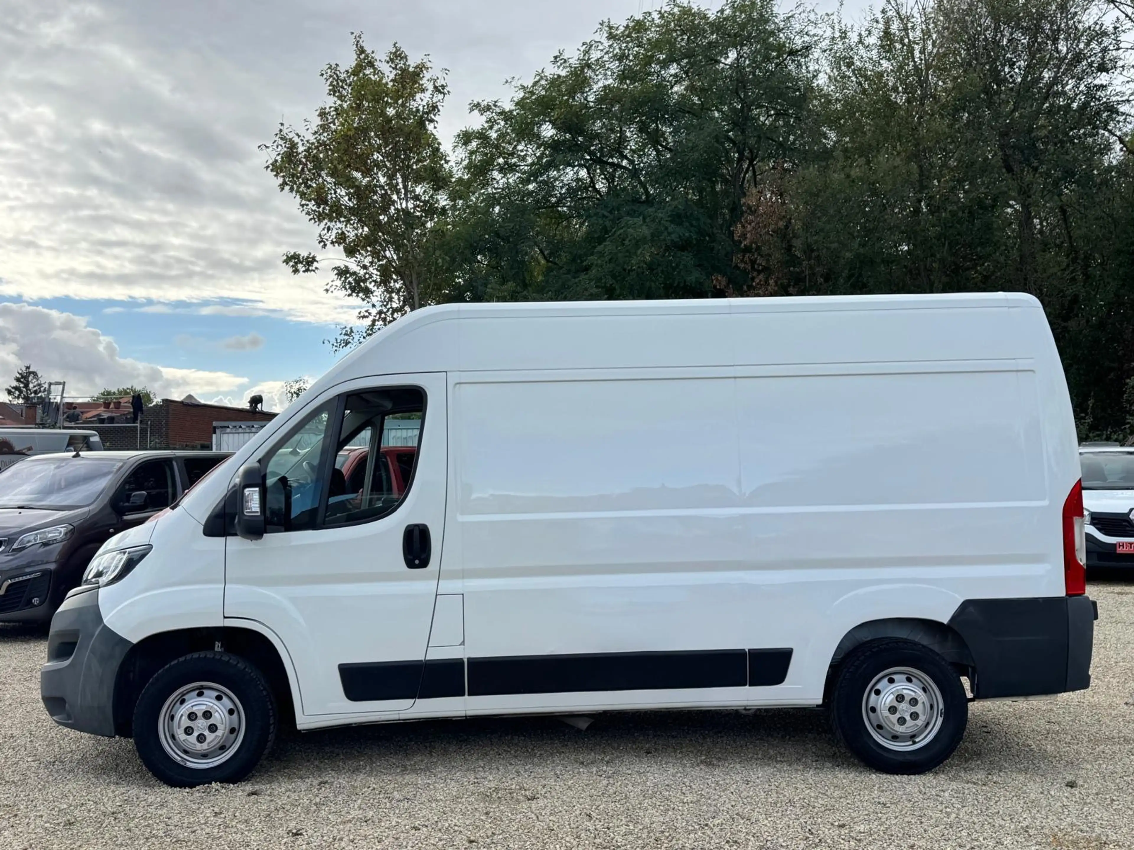 Peugeot Boxer 2.2 BlueHDi L2H2/Etat neuf/Garantie 1 an/Euro6 — photo 7