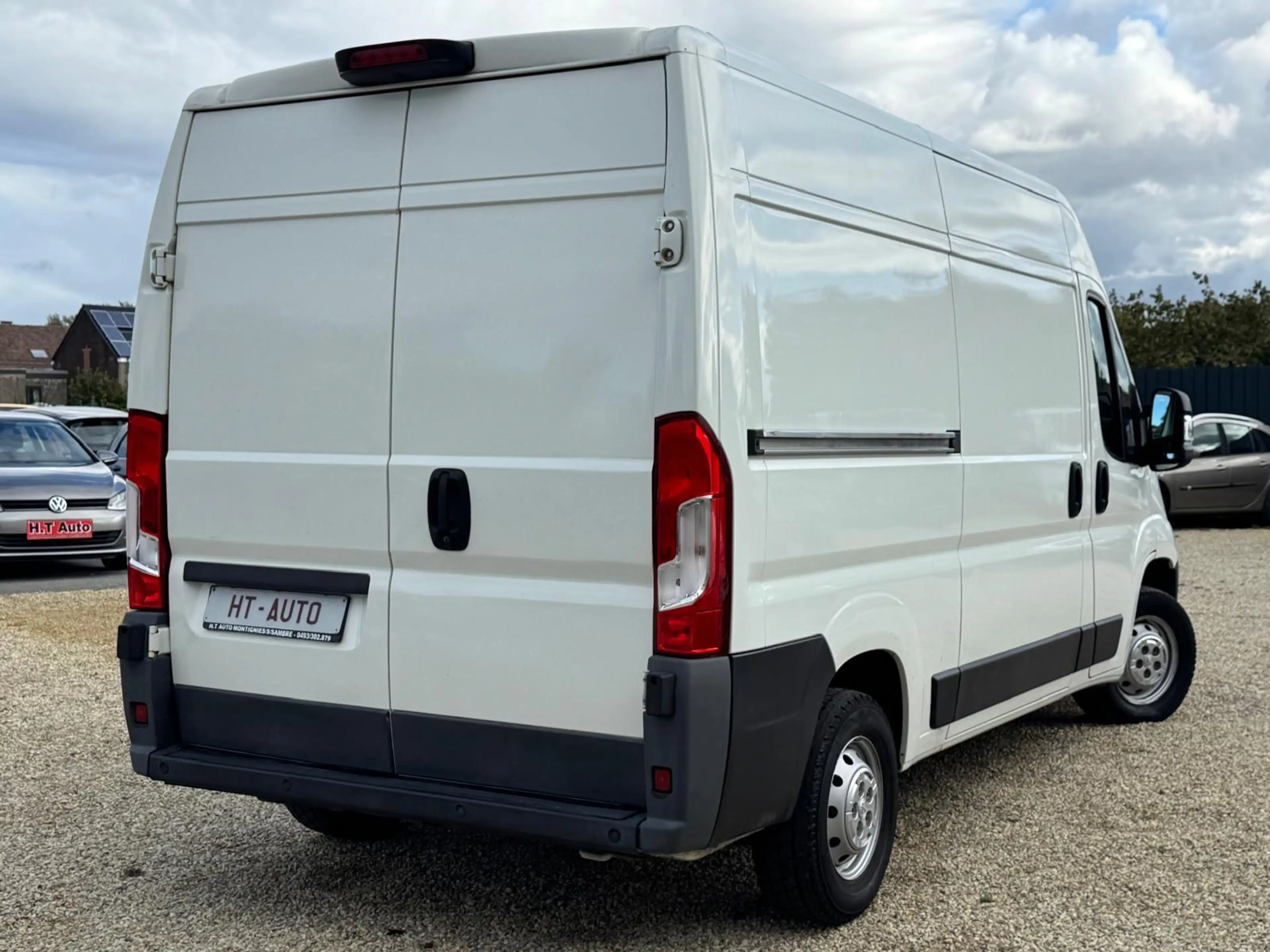 Peugeot Boxer 2.2 BlueHDi L2H2/Etat neuf/Garantie 1 an/Euro6 — photo 3