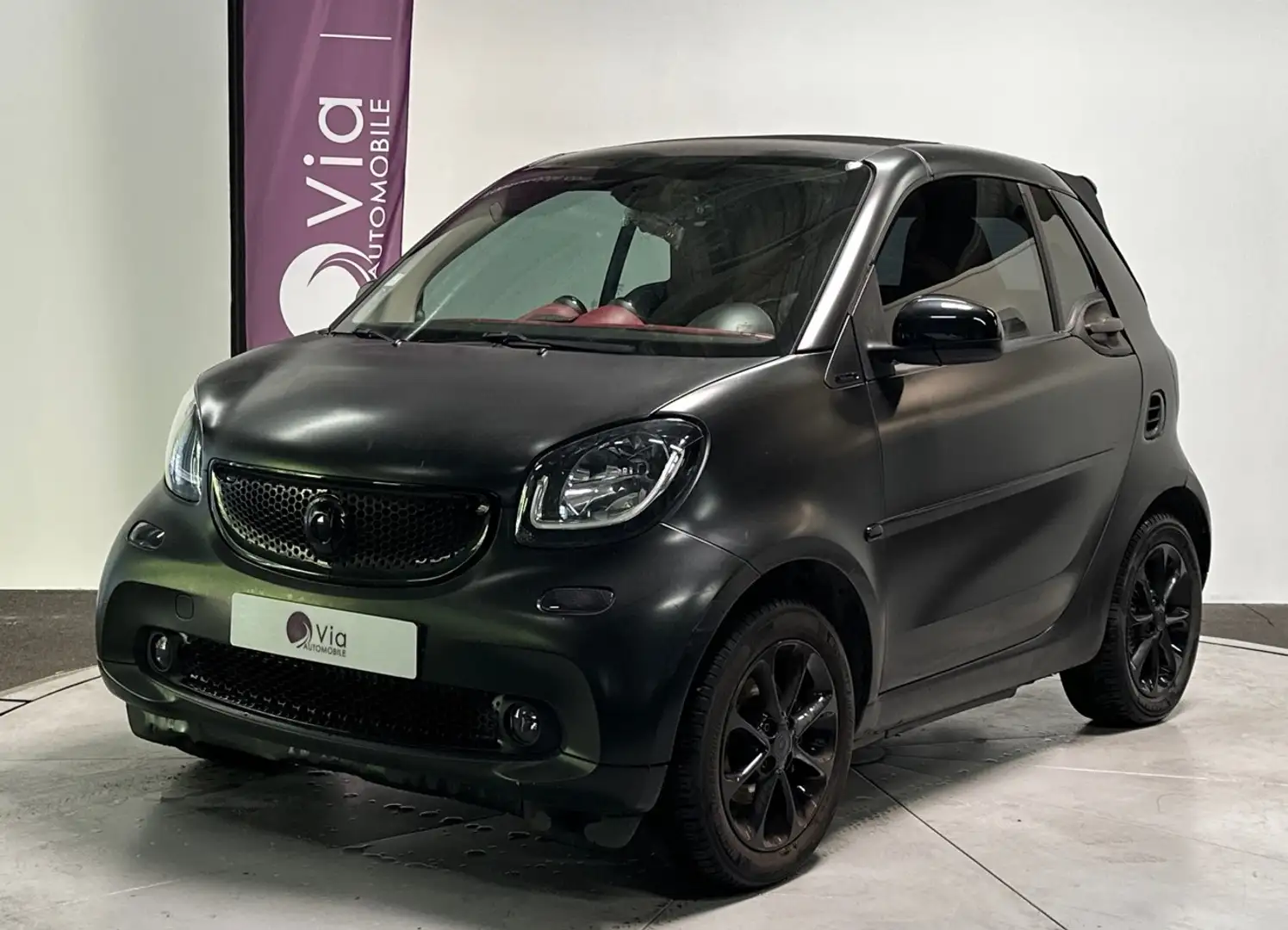 smart forTwo 0.9 90 ch Passion / Brabus / Toit Ouvrant / Ligne  Noir - 1