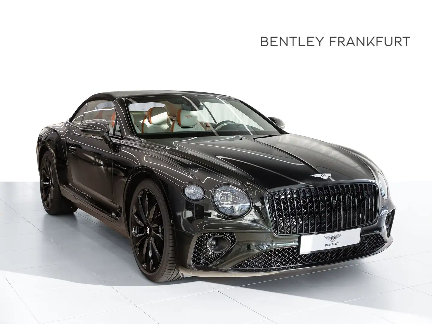 Bentley Continental New Continental GTC Azure V8 / 1 of 1 BY MULLINER Verde - 2