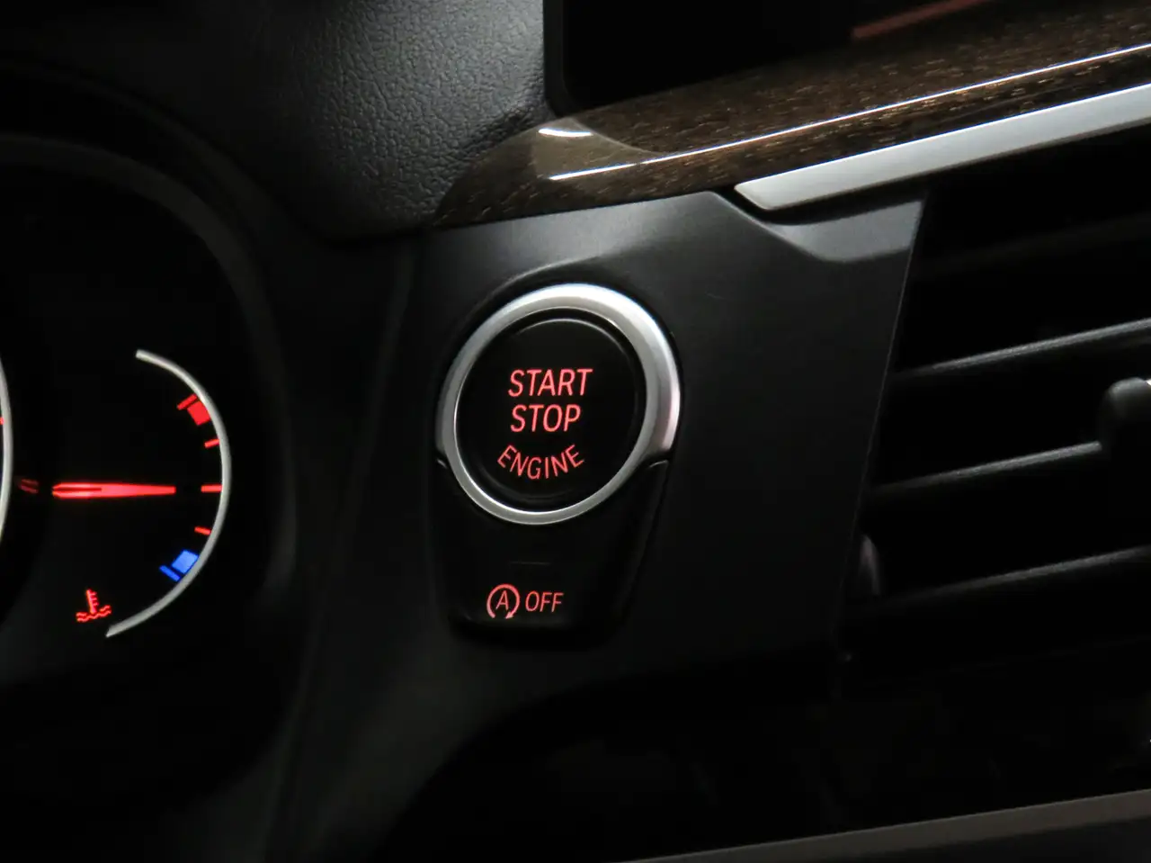 BMW X3 снимка BMW X3