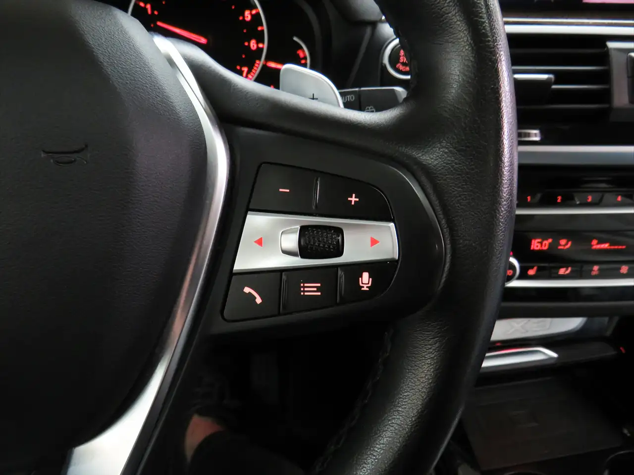 BMW X3 снимка BMW X3