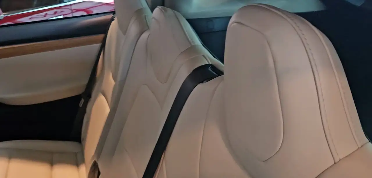 Tesla Model X fotografie Tesla Model X