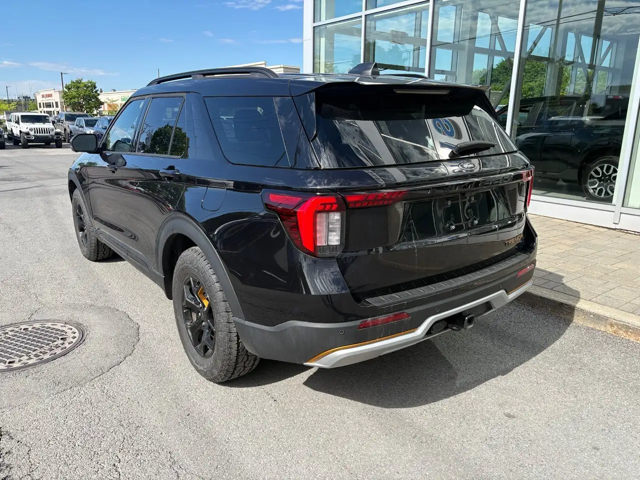 Ford Explorer снимка Ford Explorer