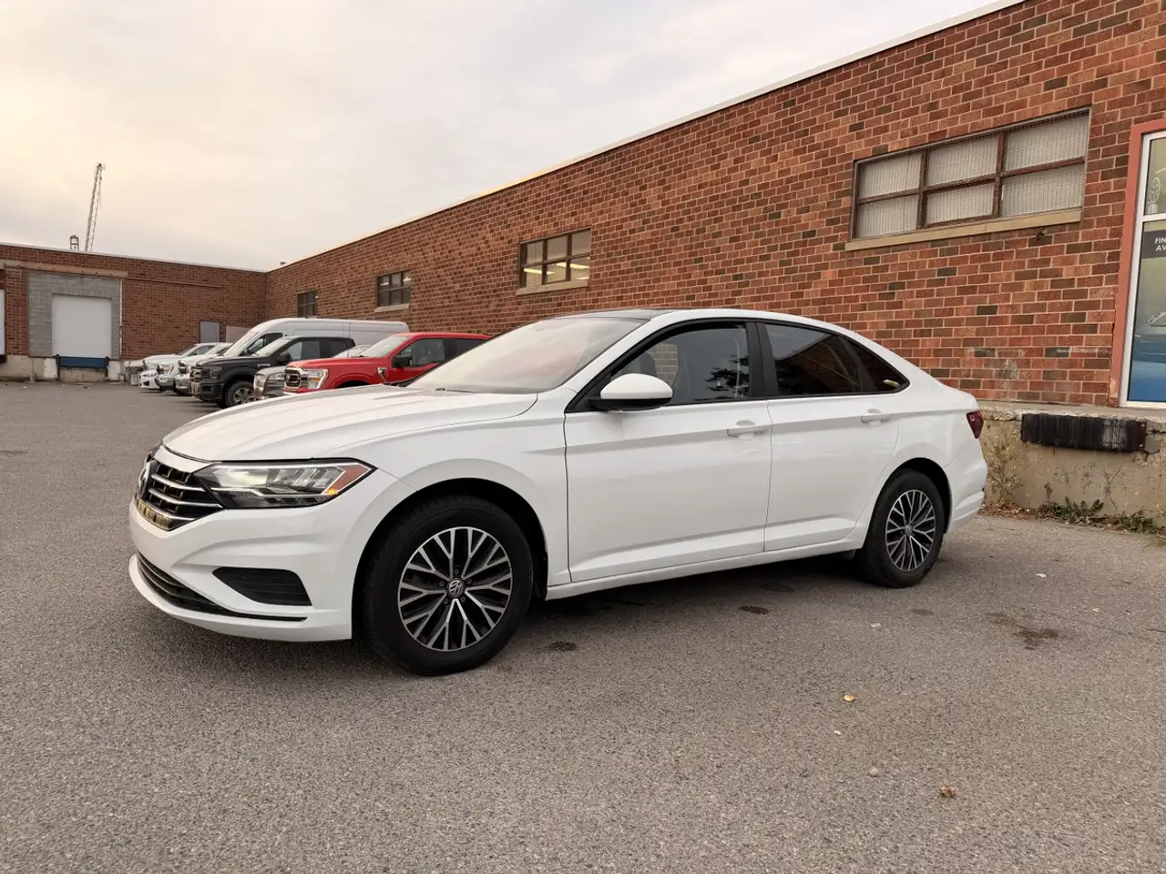 Volkswagen Jetta снимка Volkswagen Jetta