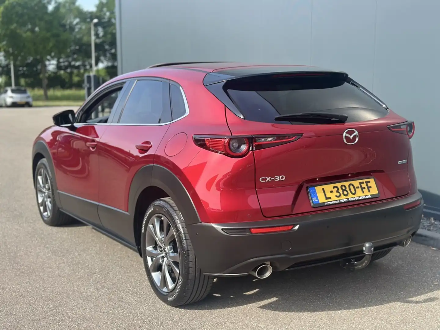 Mazda CX-30 2.0 SkyActiv-X 180PK Luxury / Schuifdak / Trekhaak Rot - 2