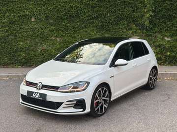 2,0 DSG *PANO* *ACC* *DYNAUDIO* *KEYLESS* *SZH*