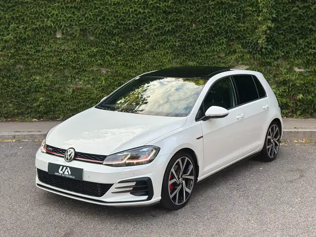 Volkswagen Golf GTI 2,0 DSG *PANO* *ACC* *DYNAUDIO* *KEYLESS* *SZH*