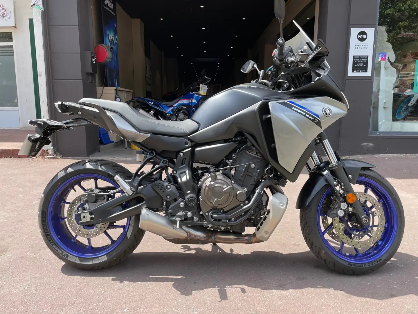 Yamaha Tracer 7 Gris - 1