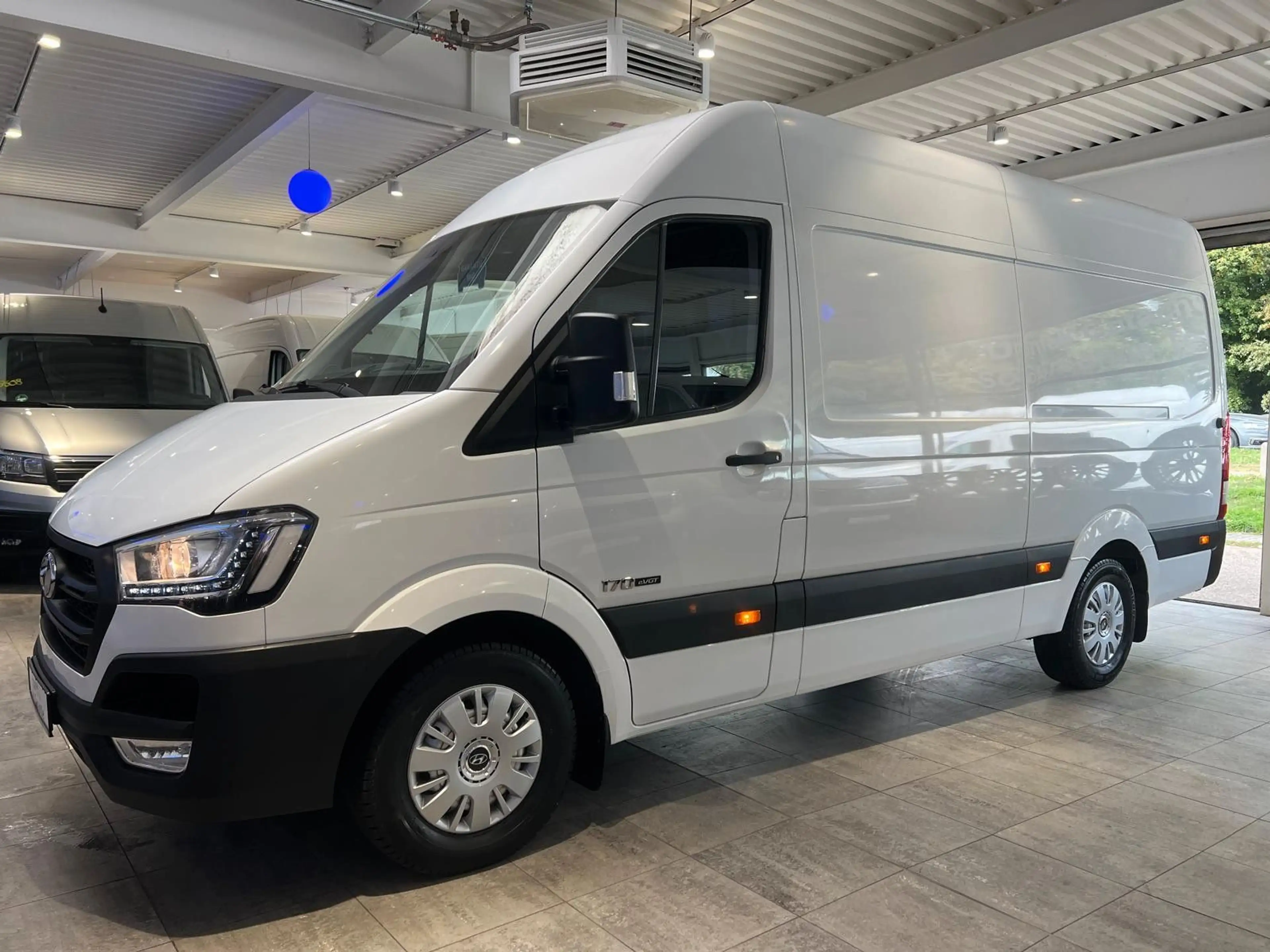Hyundai H 350 Kasten Maxi L3-H2 Profi*Garantie*170Ps*AHK* — photo 11