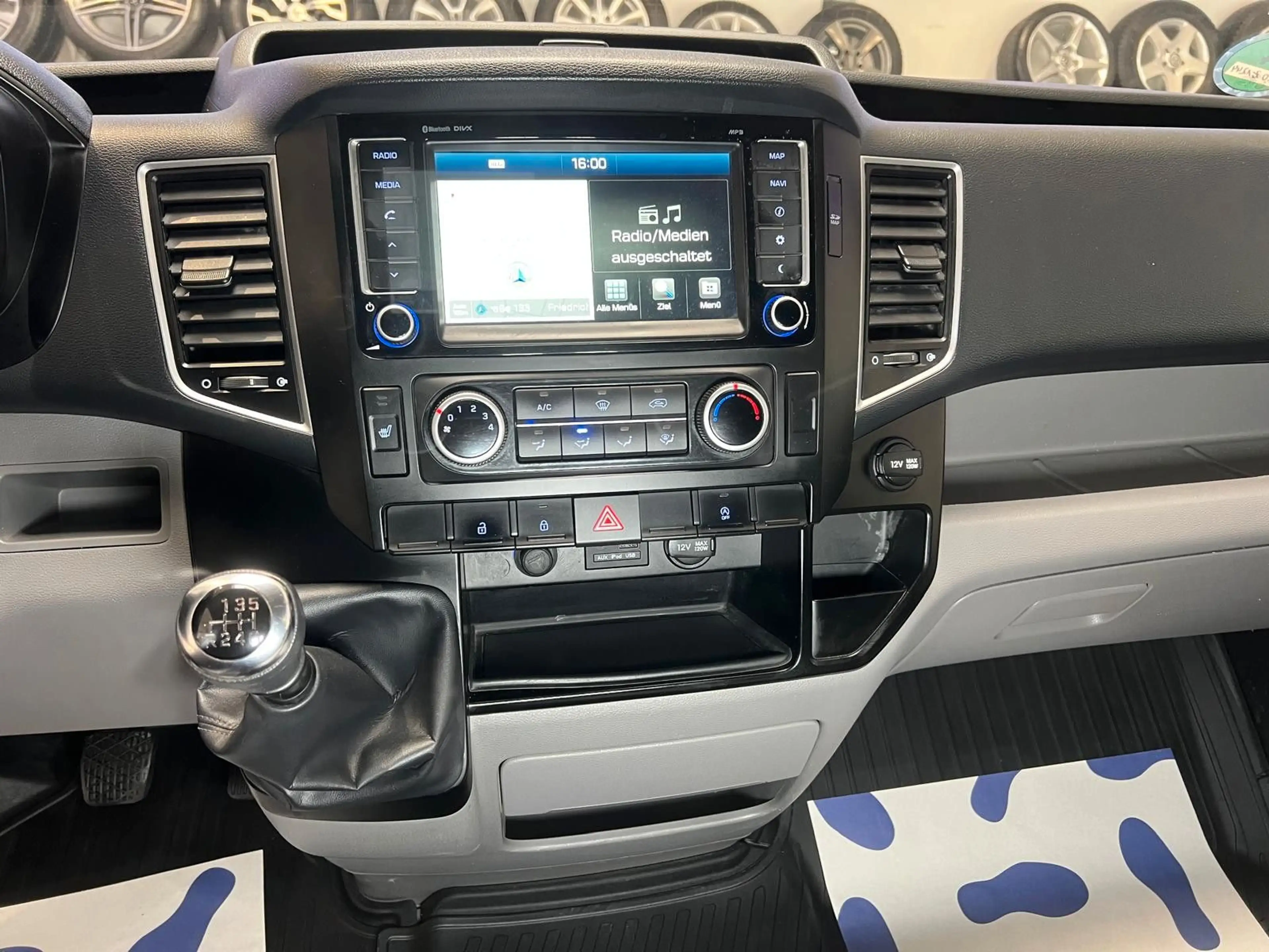 Hyundai H 350 Kasten Maxi L3-H2 Profi*Garantie*170Ps*AHK* — photo 15