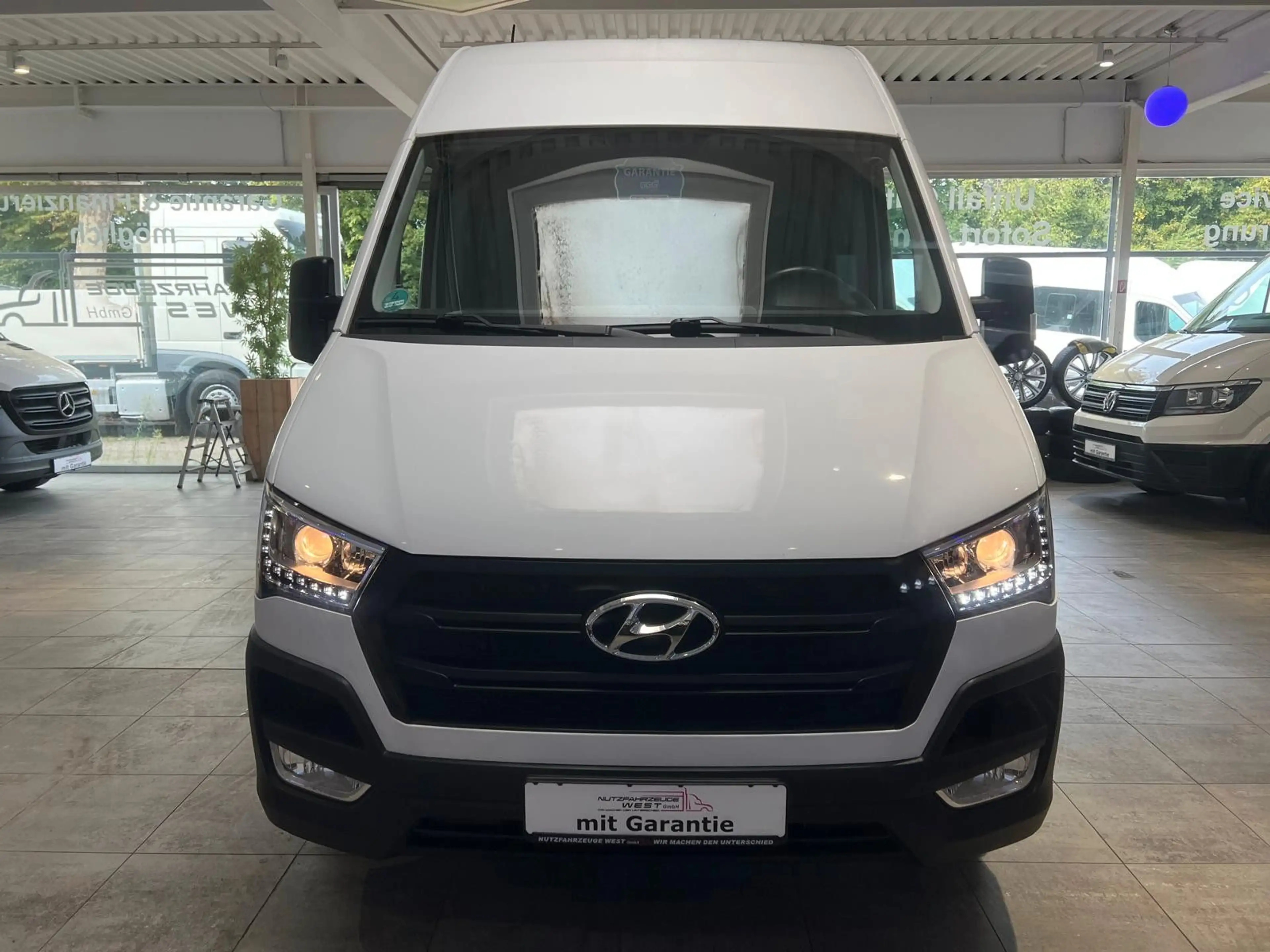 Hyundai H 350 Kasten Maxi L3-H2 Profi*Garantie*170Ps*AHK* — photo 3