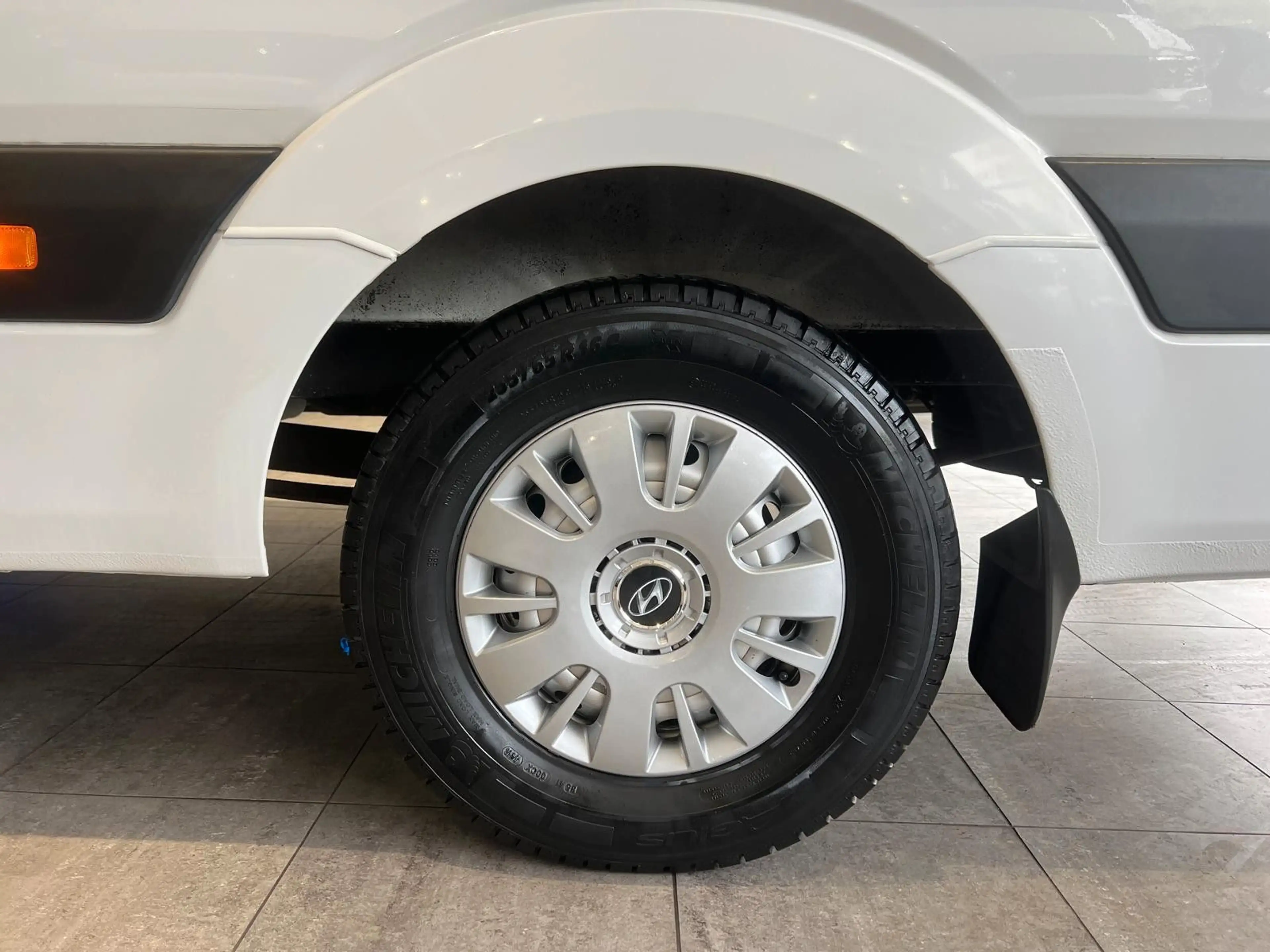 Hyundai H 350 Kasten Maxi L3-H2 Profi*Garantie*170Ps*AHK* — photo 18