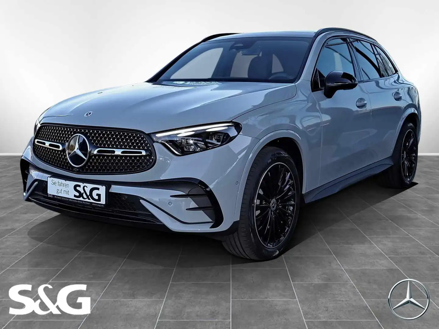 Mercedes-Benz GLC 300 4M DIG-LED+Pano+AHK+Standhz.+Distronic Grau - 1