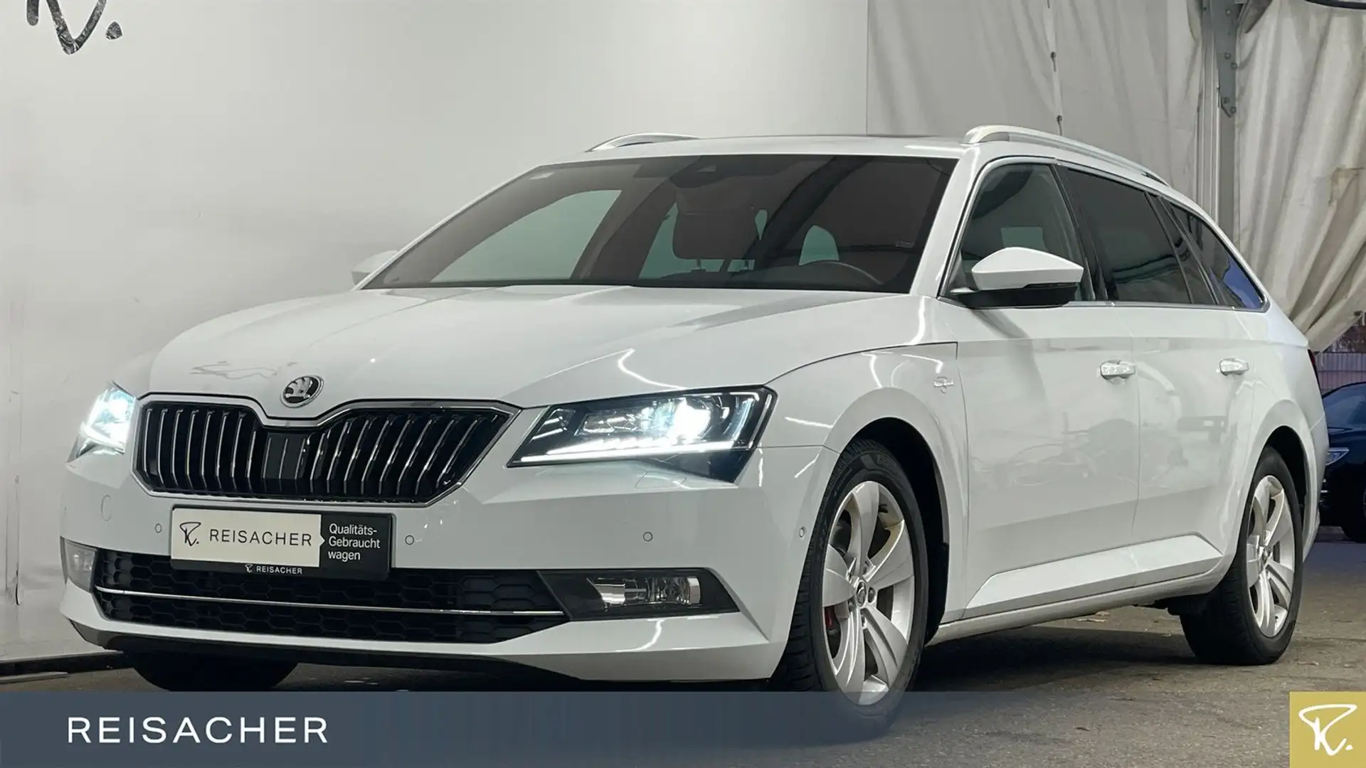 Skoda Superb Combi 2.0 TDI 4x4 DSG L&K Weiß - 1