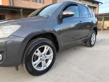 RAV4 2.2 D-4D 150 CV DPF Luxury