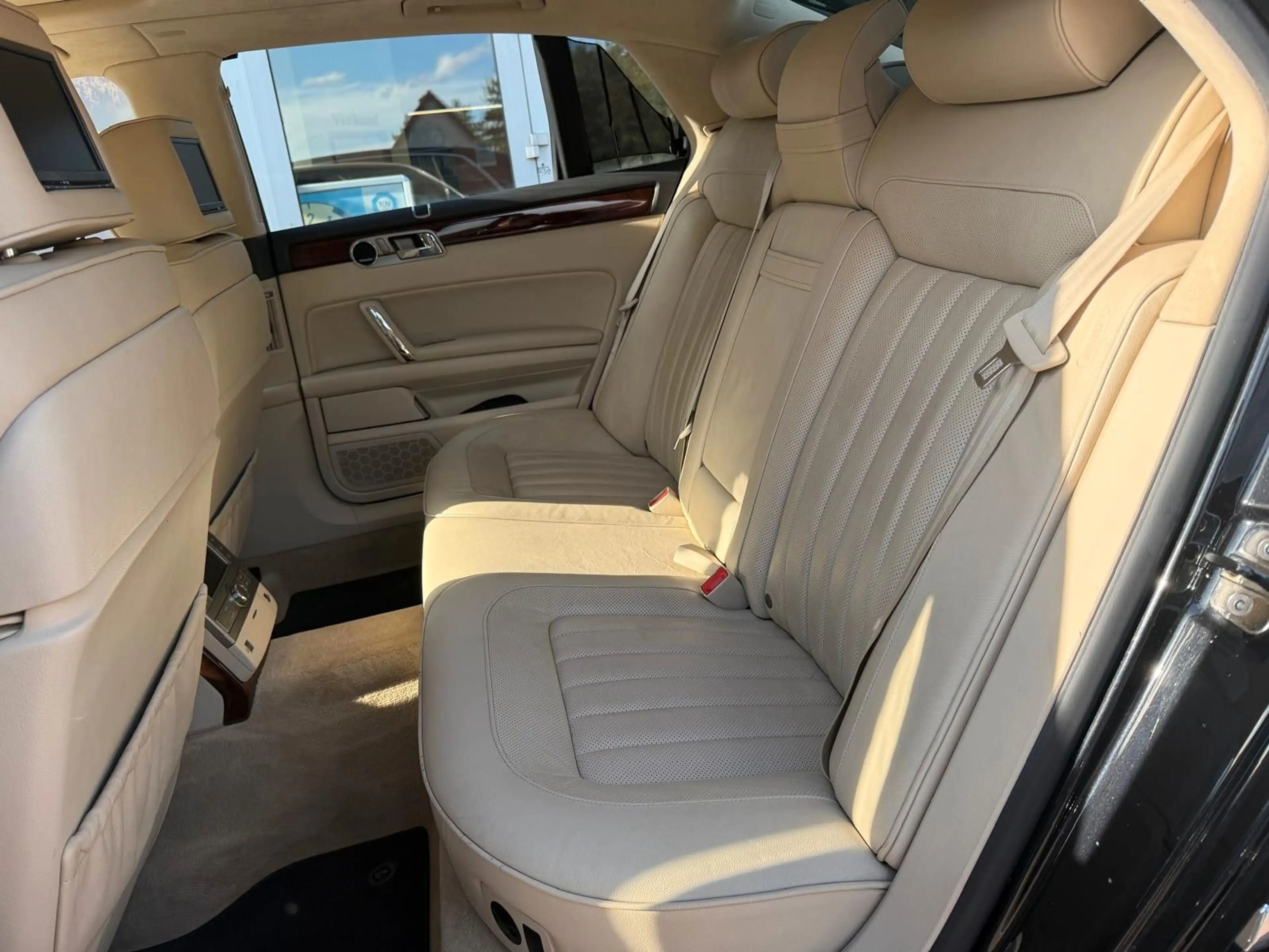 Volkswagen Phaeton V6 TDI 5-Sitzer 4Motion — photo 21