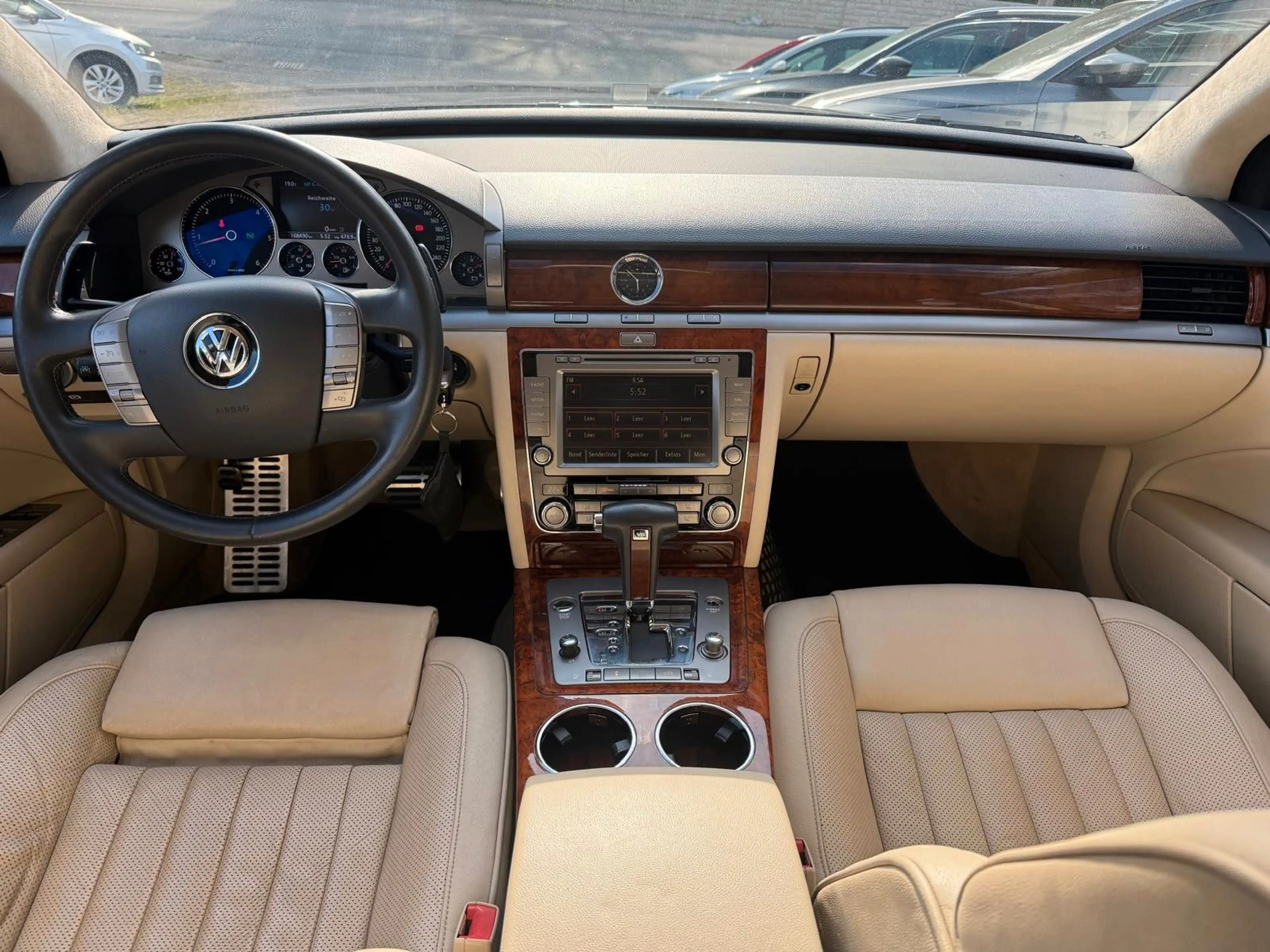 Volkswagen Phaeton V6 TDI 5-Sitzer 4Motion — photo 19
