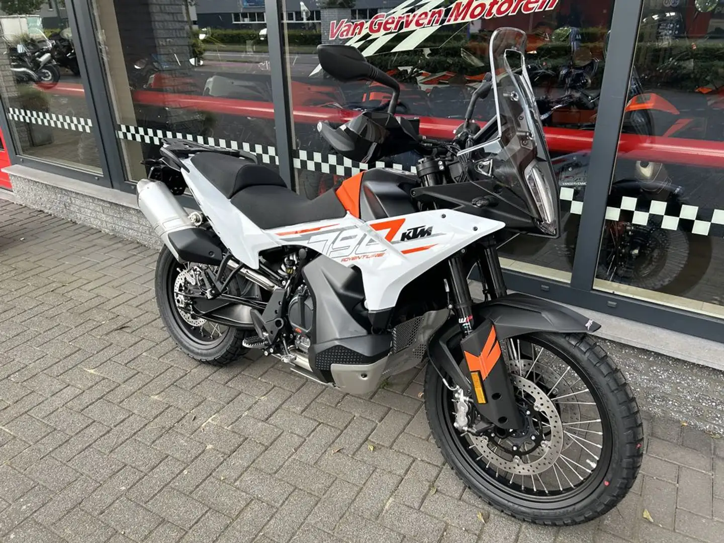 KTM 790 Adventure - 2