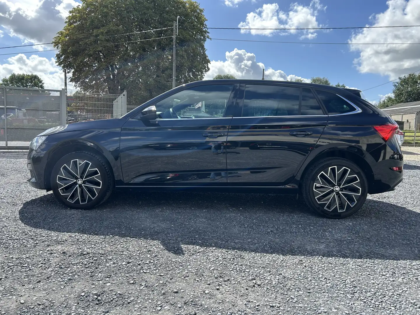 Skoda Scala Scala 1.0 TSI DSG Ambition / Camera / Carplay Schwarz - 2