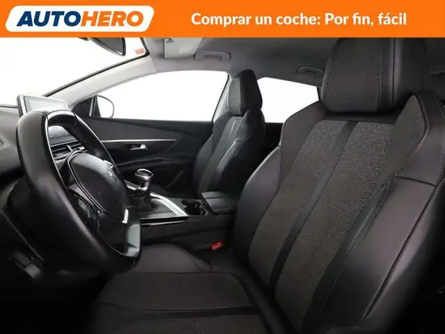 Peugeot 3008 view 11