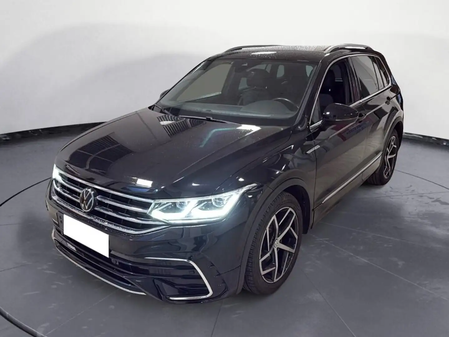 Volkswagen Tiguan 2.0 tdi scr R-Line 150cv dsg Schwarz - 1