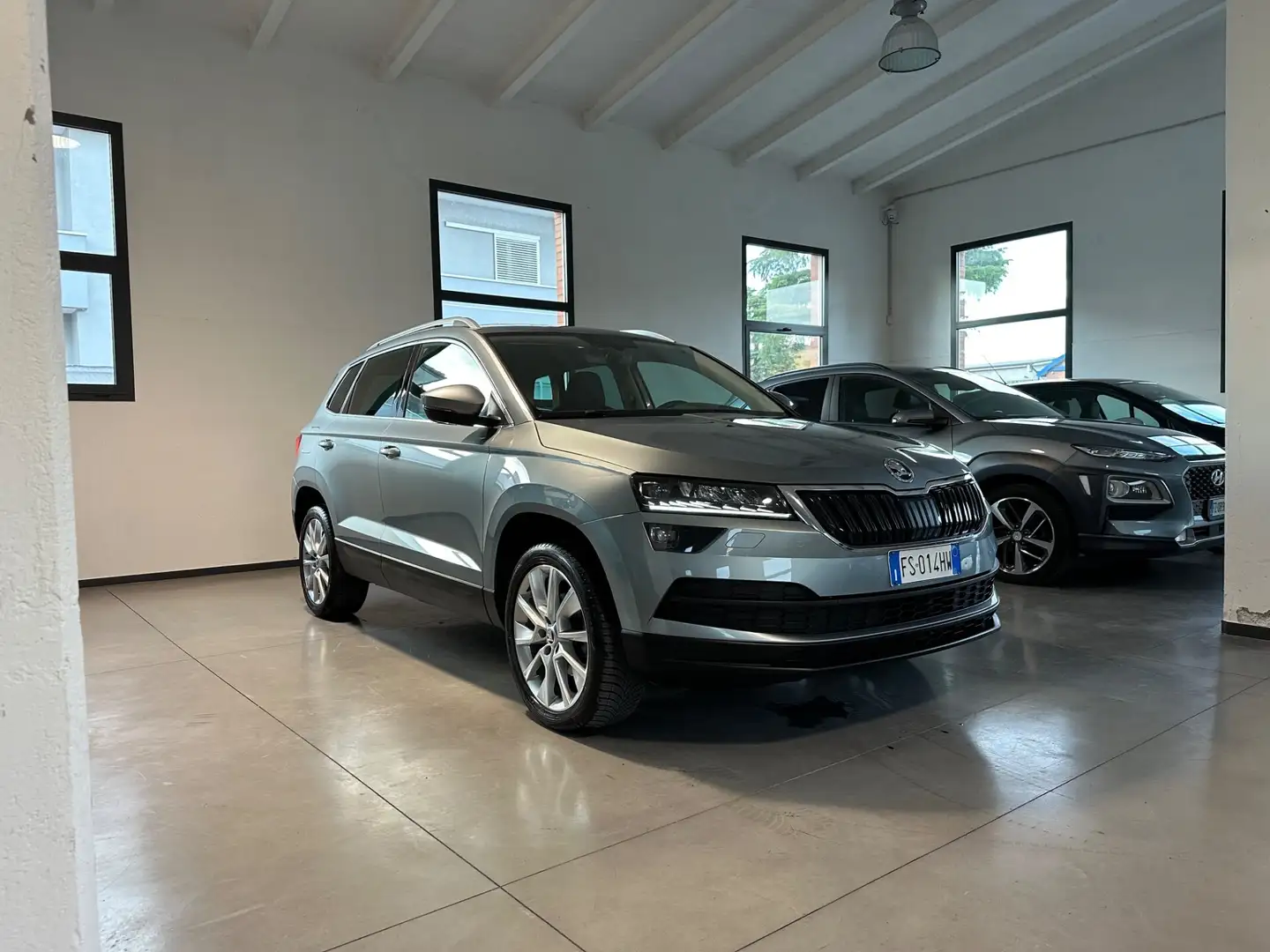 Skoda Karoq Karoq 1.6 TDI SCR SportLine Grigio - 2