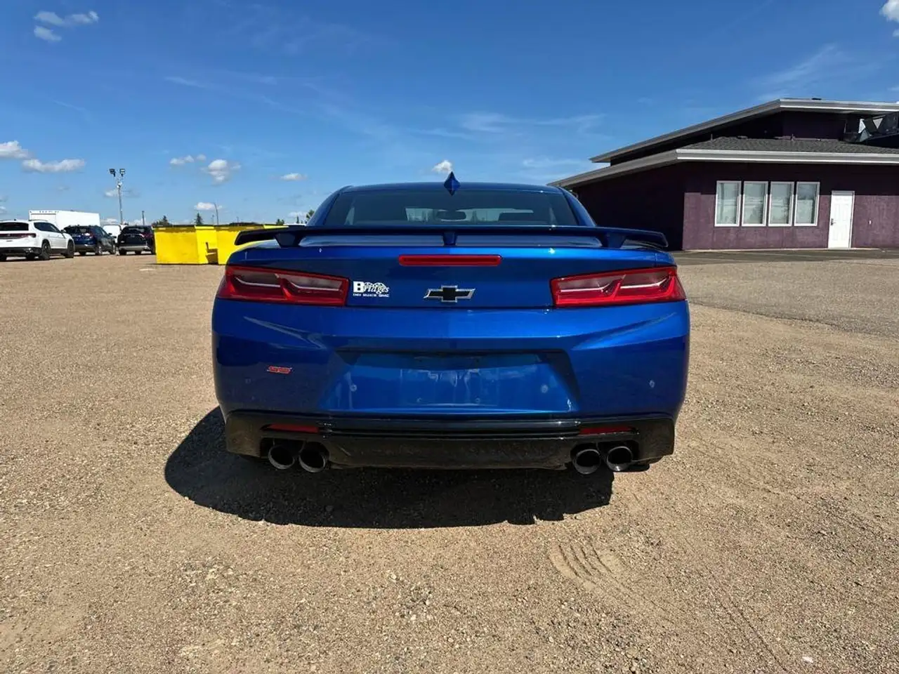 Chevrolet Camaro снимка Chevrolet Camaro