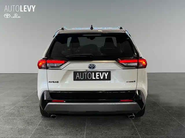 Toyota RAV4 view 5