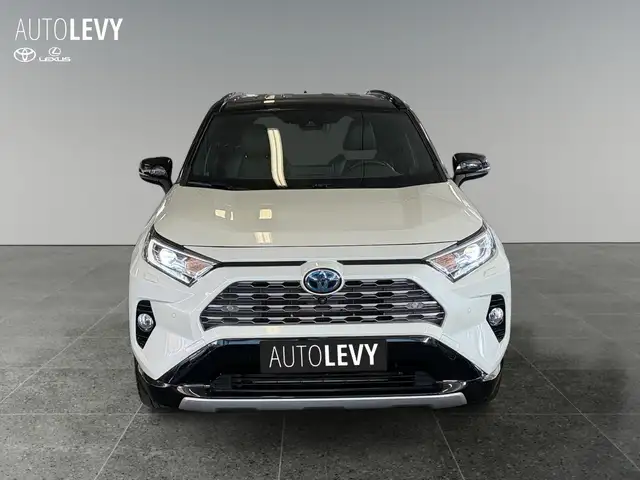 Toyota RAV4 view 9