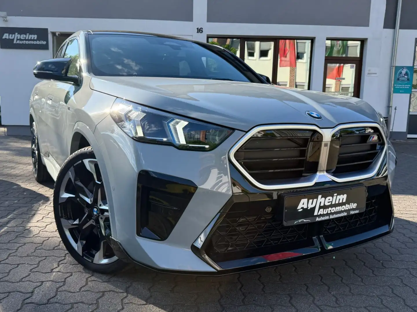 BMW X2 Baureihe X2 M35 i xDrive Pano GSD HUD Iconic Grau - 1