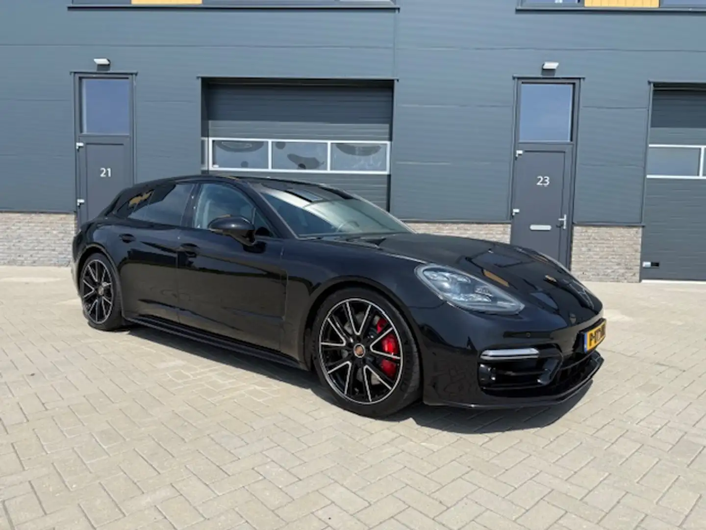 Porsche Panamera Sport Turismo 2.9 4S E-Hybrid Leren dashboard / Bo Zwart - 1
