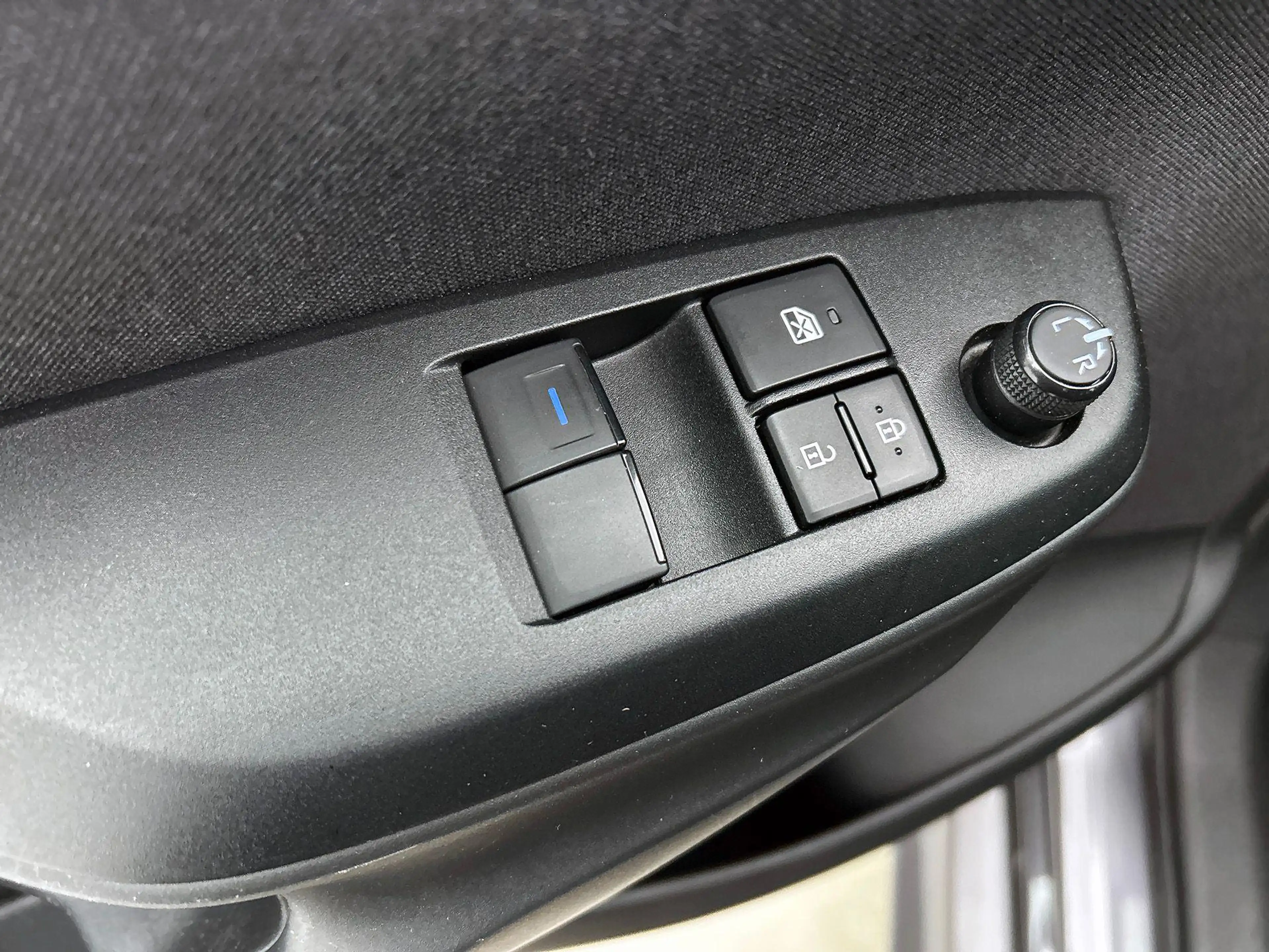 Mazda 2 Hybrid 1.5 Pure CARPLAY | CRUISE — photo 33