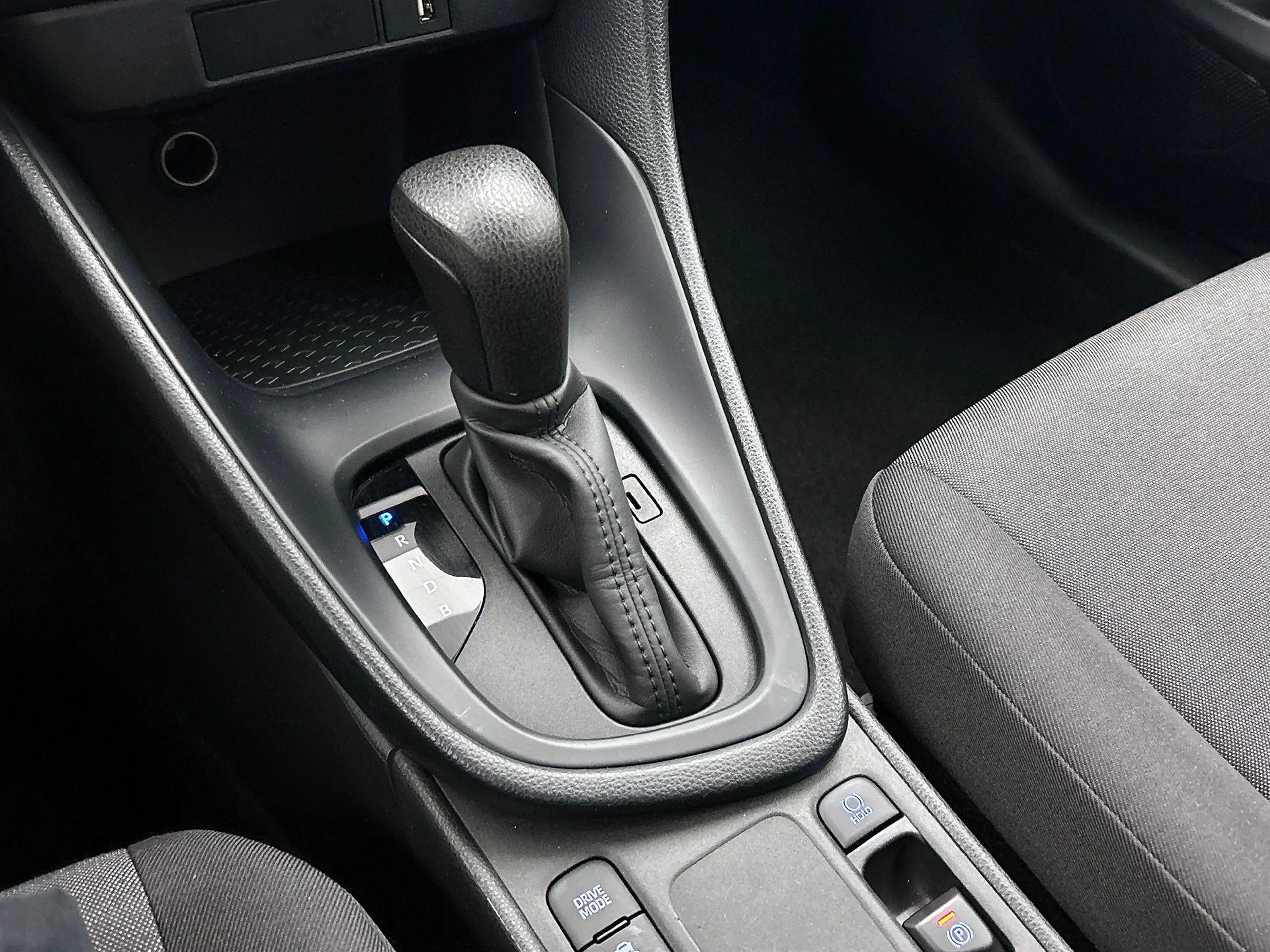 Mazda 2 Hybrid 1.5 Pure CARPLAY | CRUISE — photo 27