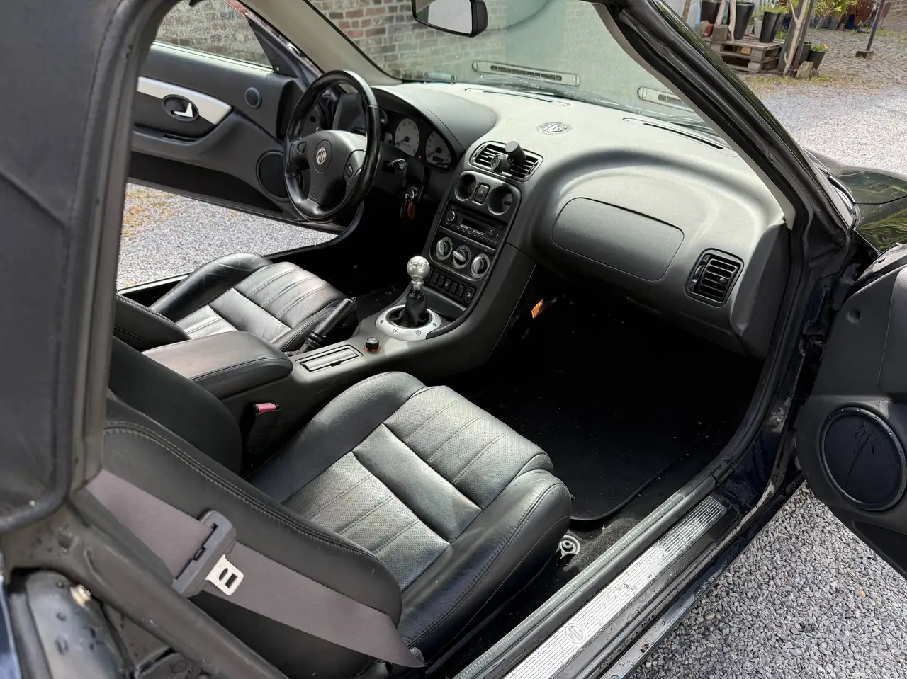 MGF 1,8i, 88 kW / 120 PS, foto 11