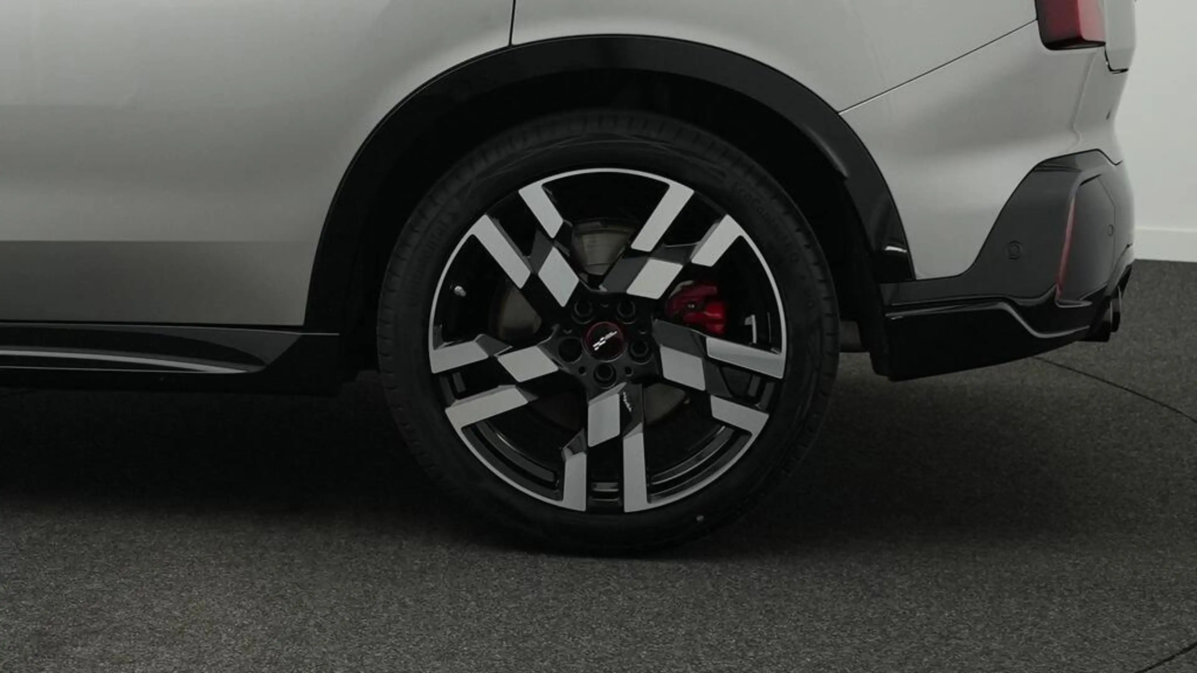 MINI JCW Countryman All4 John Cooper Works Trim — photo 10