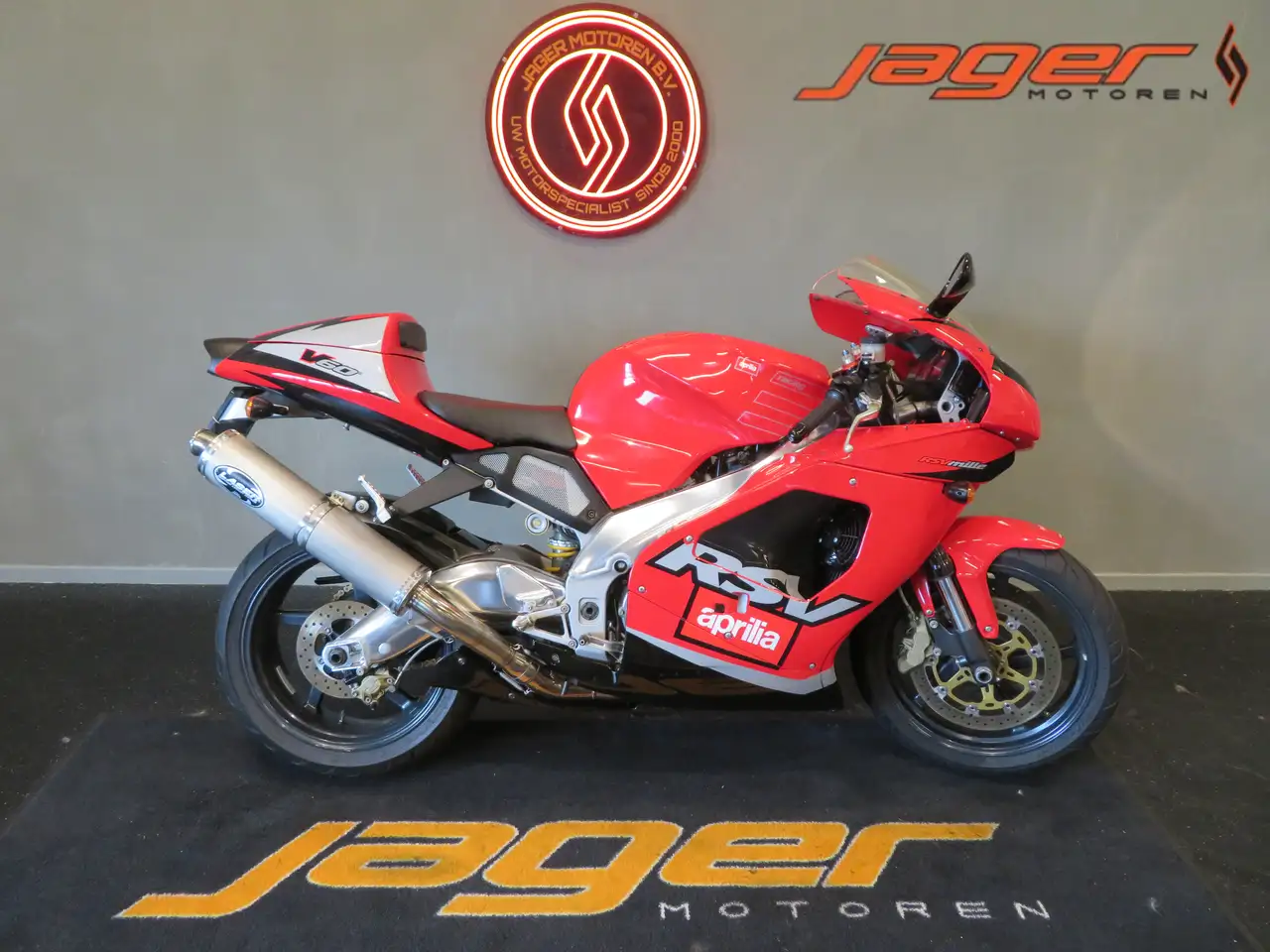 Aprilia RSV 1000 R