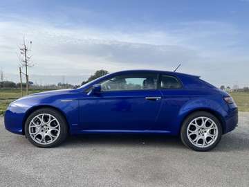 3.2 V6 Sky Window Q4 ASI