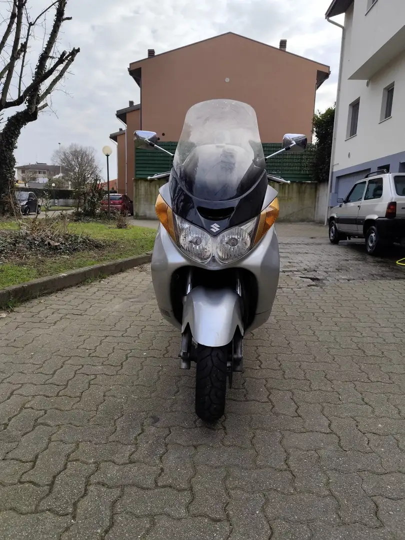 Suzuki Burgman 400 Argento - 1