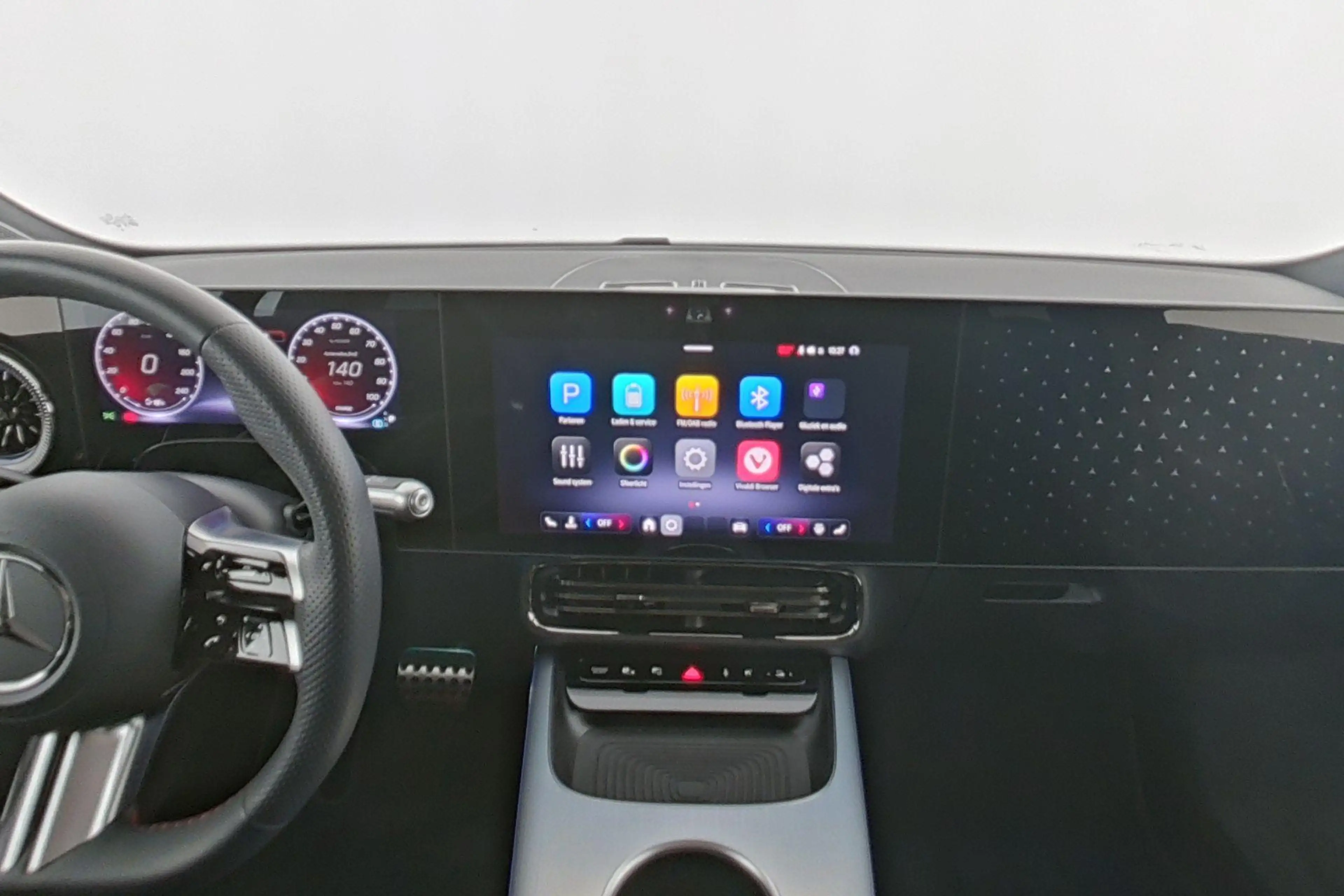 Mercedes-Benz CLA 250 250+ AMG Line — photo 15