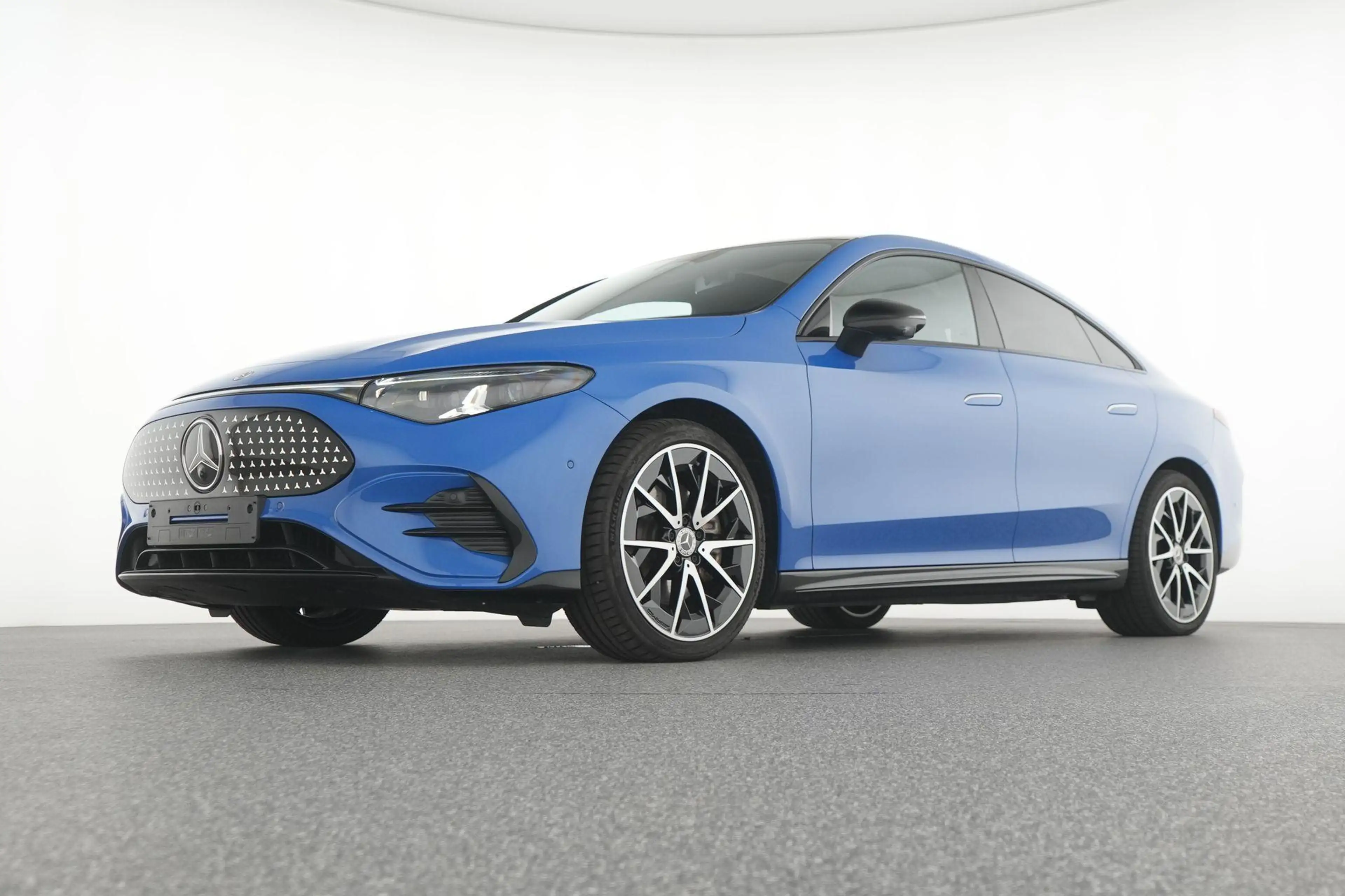 Mercedes-Benz CLA 250 250+ AMG Line — photo 10