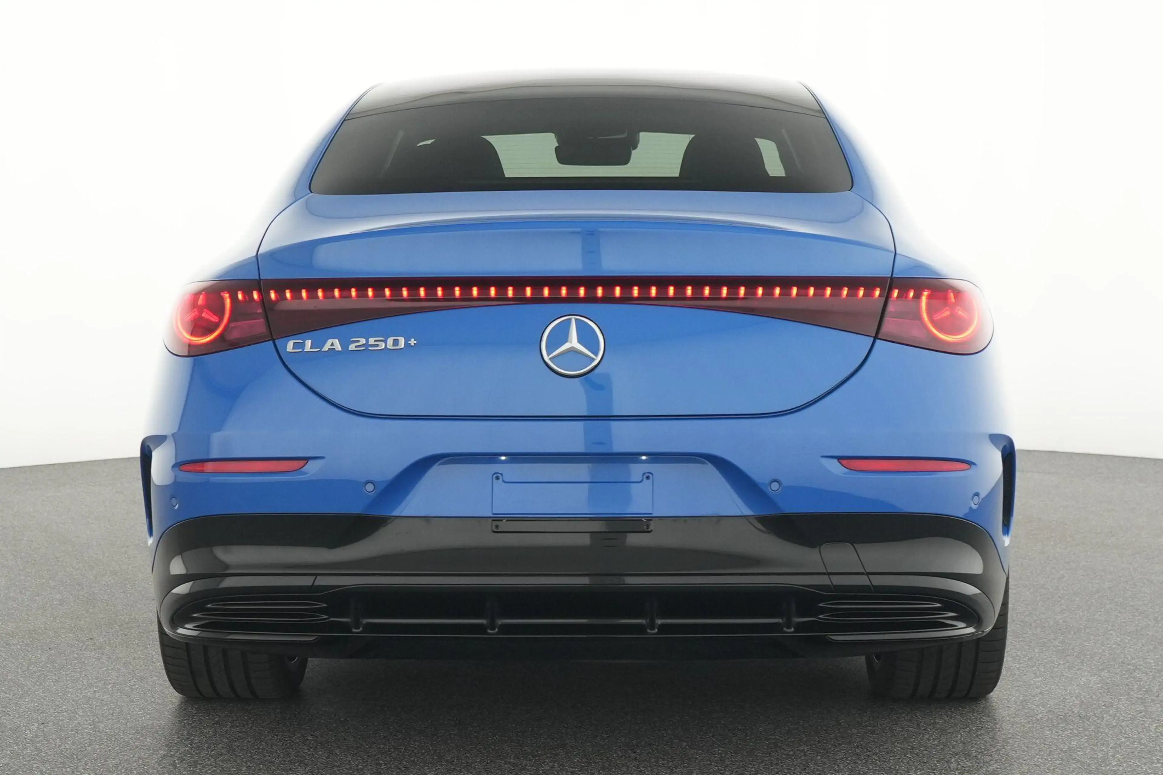 Mercedes-Benz CLA 250 250+ AMG Line — photo 7