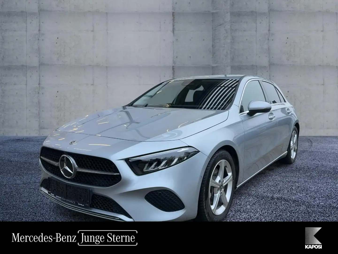 Mercedes-Benz A 180 d Kompaktlimousine Österreich-Edition Progressive Silber - 1