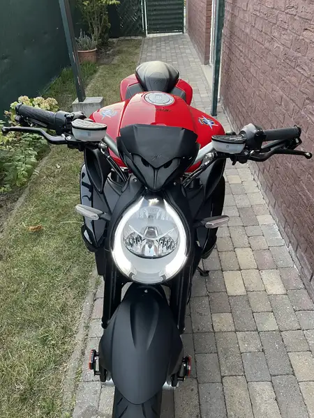 MV Agusta Brutale 800 - foto 2