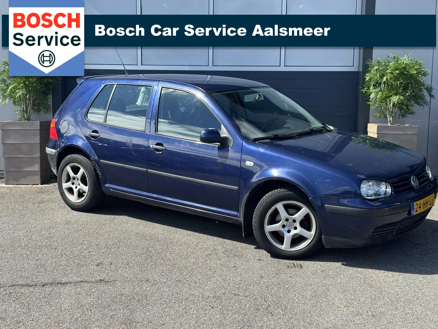 Volkswagen Golf 1.6 Trendline / AUTOMAAT / APK / NEW DISTRI / Blauw - 1