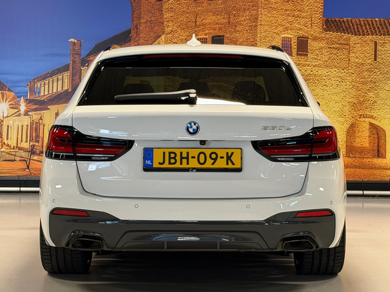 BMW 530 5-serie Touring 530e M-Sport Aut Panoramadak Camer — photo 21