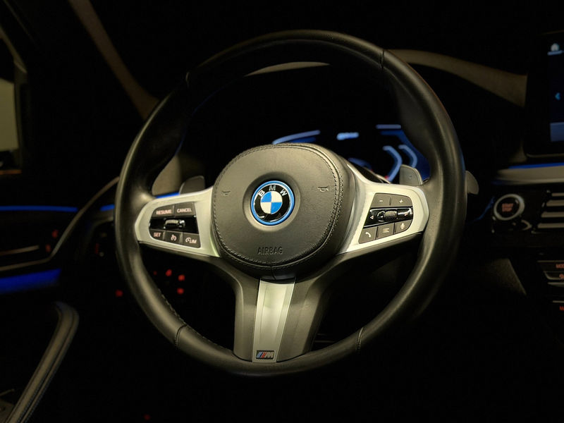 BMW 530 5-serie Touring 530e M-Sport Aut Panoramadak Camer — photo 12