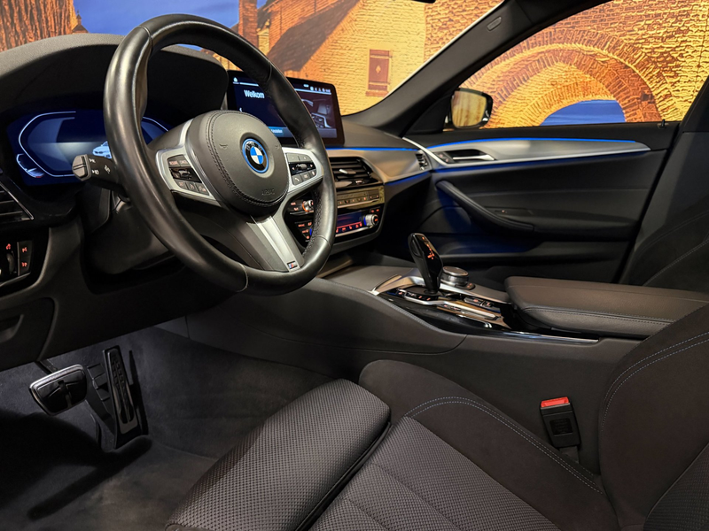 BMW 530 5-serie Touring 530e M-Sport Aut Panoramadak Camer — photo 26
