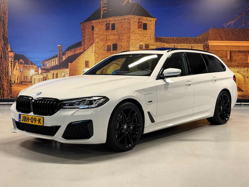 BMW 530 5-serie Touring 530e M-Sport Aut Panoramadak Camer — photo 13