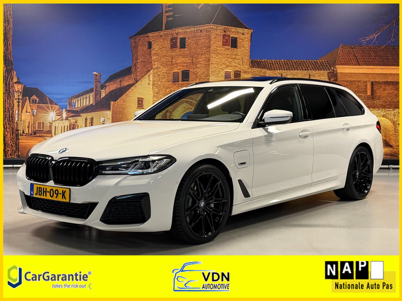 BMW 530 5-serie Touring 530e M-Sport Aut Panoramadak Camer